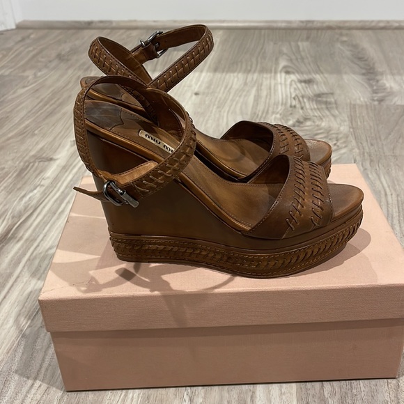 Miu Miu platform leather wedge sandals 39.5 - Picture 2 of 9